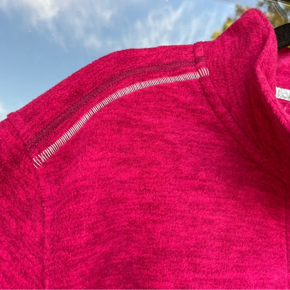 Tommy Bahama Fuchsia 1/4-Zip Fleece Pullover XL - Picture 5 of 11